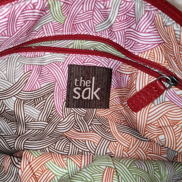 The Sak Y2K Red and Tan Leather Shoulder Bag - Picture 7 of 9